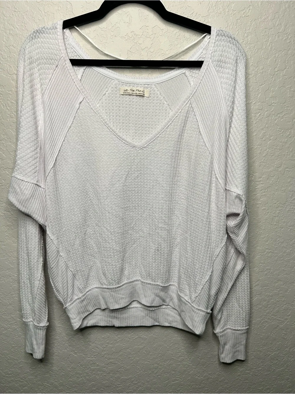 We The Free Free People White Waffle Knit V-Neck Thermal Top extra small - Picture 2 of 6